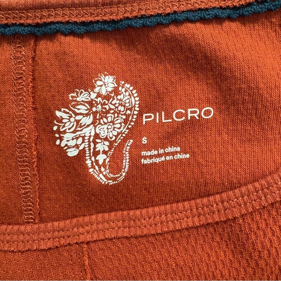 Anthropologie PILCRO Crochet Cuffed Waffle Thermal Long Sleeve Top Orange Small - Picture 3 of 9